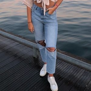 Zara Ripped Mom Jeans